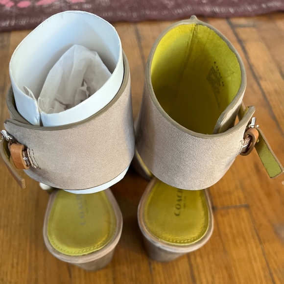 Coach women’s leather open toe bootie - Picture 3 of 5